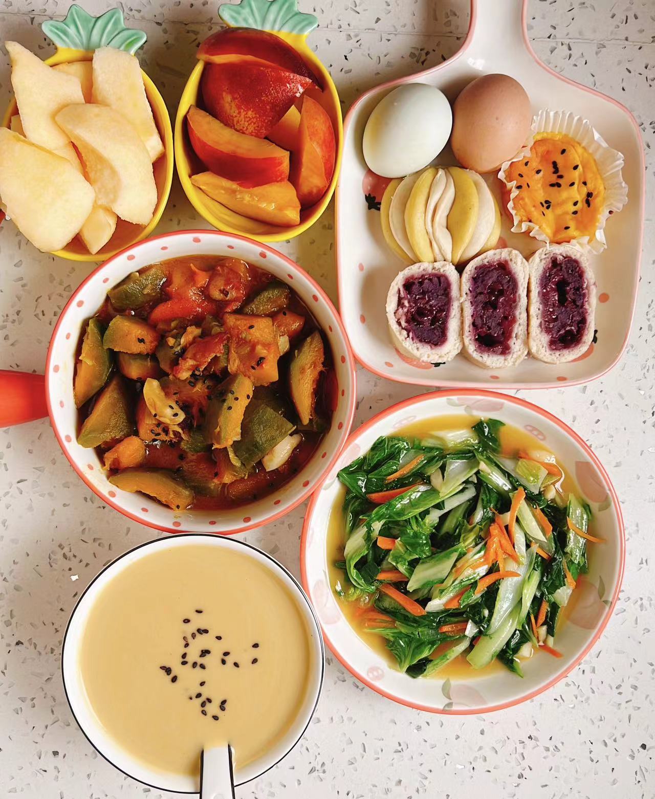 新生兒身上長很多毛是病嗎？