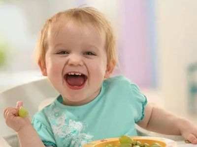 寶寶，夏天穿什么衣服降溫？