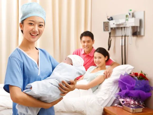 什么是月嫂？月嫂和保姆工資為什么會(huì)差2-3倍？