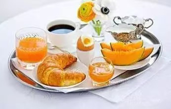 老年人食用水果指南：適宜與禁忌